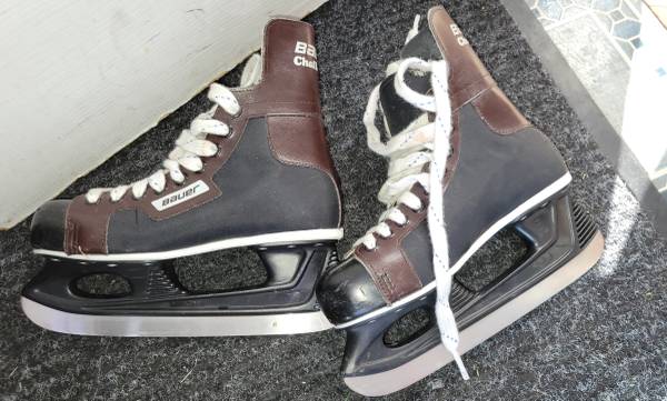 Bauer Challenger Mens Skates Size 9 1/3 1