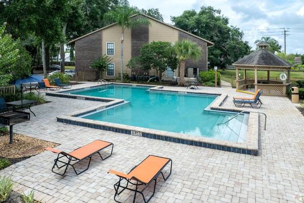$1,260 / 1br - 650ft2 - On-site Maintenance, Rent Credit Reporting Service, 1B/1B (958 VILLAGE TRAIL, PORT ORANGE, FL)63791497589891120