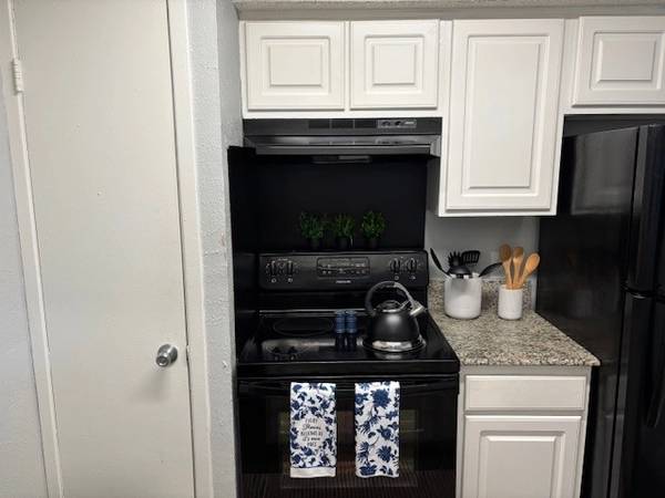 $874 / 540ft2 - Outstanding Dallas location! Our views are fantastic! (Dallas)63936224220291124