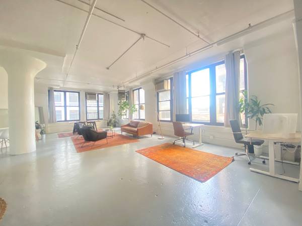 $3,150 / 1276ft2 - GORGEOUS COMMERCIAL LOFT . CORNER UNIT. PRIVATE BATHROOM +SLOP SINK (Clinton Hill)63816576126211120