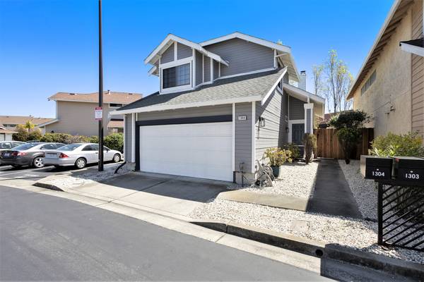 $4,300 / 3br - 1304 Pyne Lane - 3 bedroom | 2.5 bathroom | Single family home (alameda)63880013042689120