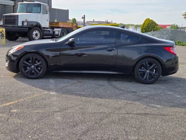 2010 hyundai genesis coupe - $5,99963441344988161124
