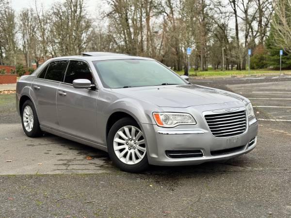 2014 Chrysler 300 Limited Clean Title 1