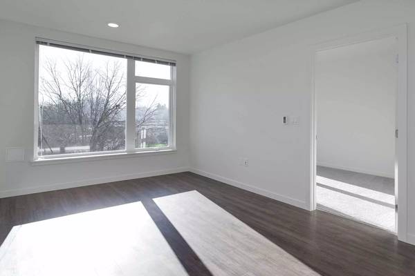 $1,993 / 2br - A home to adore. Our 2 BR is a must-see. (Seattle)63944965461251124