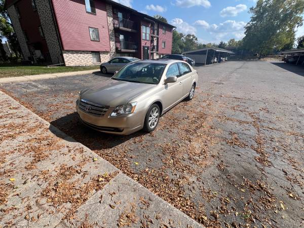 2005 Toyota Avalon Limited 1