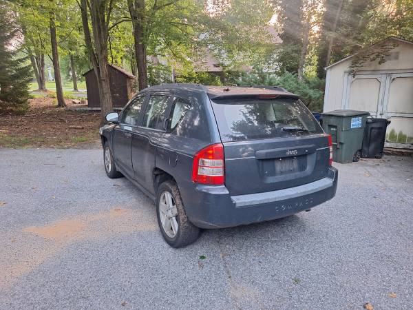 Jeep Compass 2008 ($1550) Sport 2.4 Título Limpio / Motor y Transmisión Funcionando - $1,550 (Brentwood MD)63618571425923121