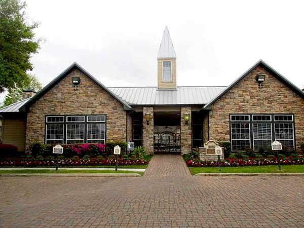 $1,288 / 2br - 916ft2 - Washer and Dryer Connections, 1.5 miles to Blackhawk Park (Houston/Hobby Area)63906680841986121