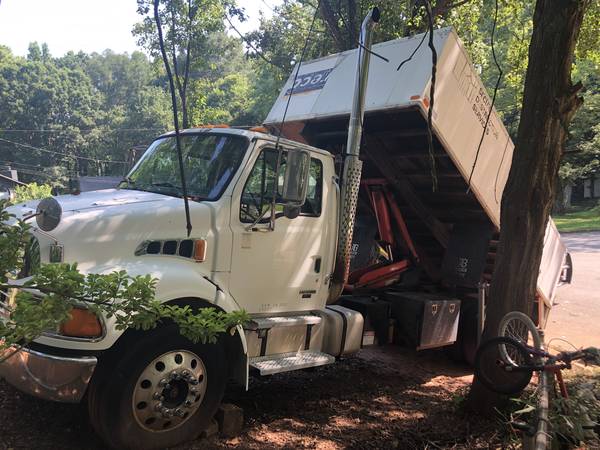 Dump truck Sterling Acterra 2003 - $12,000 (Lilburn)63620483970689123