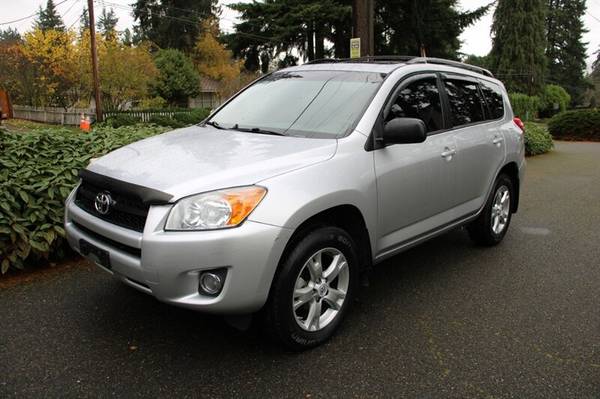 2011 Toyota RAV4    1
