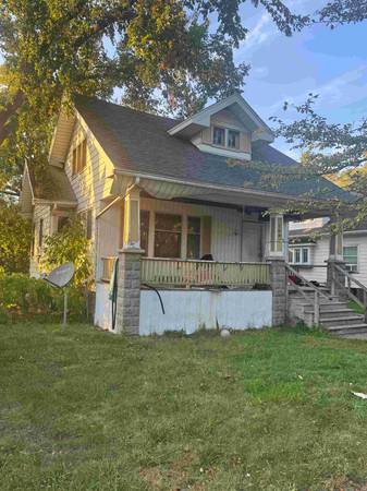 $35,000 / 4br - 1554ft2 - 4 bed 2 bath house 🏠 in Saginaw, MI $35,00064198881881857120