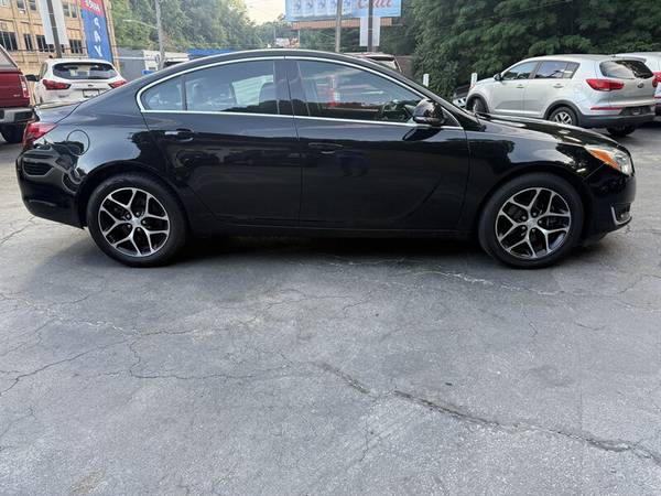 2017 Buick Regal Sport Touring       Financing for Everyone !! - $13,35063625223716865123