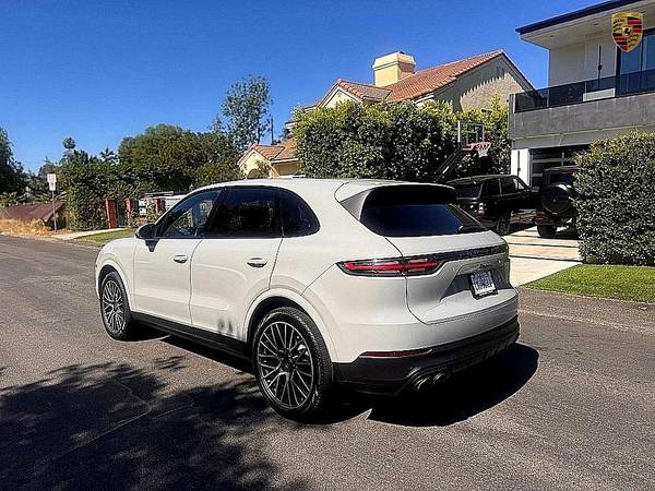 2023 Porsche Cayenne Platinum Edition - $72700,00 (los gatos)63483166189571123