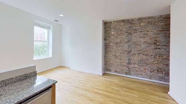 $1,799 / 2br - 1000ft2 - Upgraded 2BR/2BA Apartment with W/D In-Unit!  2 Months Free!!! (Mount Vernon, Mt. Vernon, Downtown, Penn, Inner Harbor)63694591053187123
