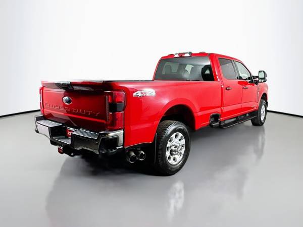 2023 Ford Super Duty F-350 SRW XLT - $59,995 (Camioneta Ford Super Duty F-350 SRW)63438320345987124