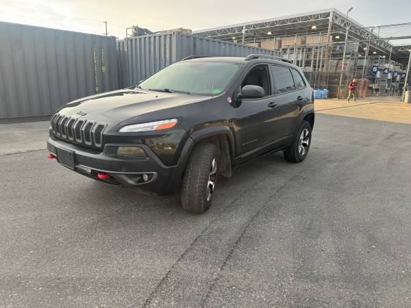2017 jeep cheroke 1