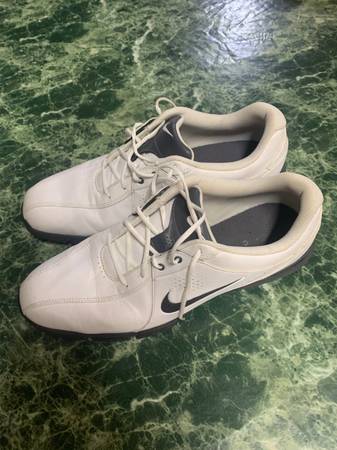 Nike golf shoes 1