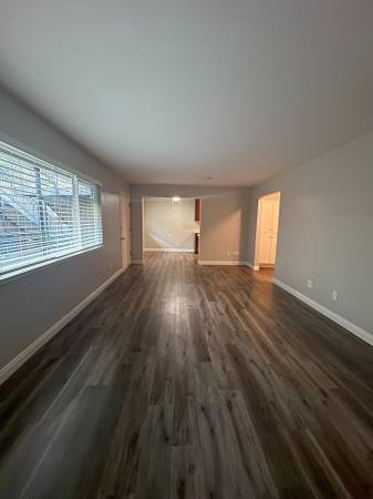 $1,925 / 1br - 1030ft2 - Your Next Home In Oakland- Huge Living Room (oakland east)64049797586563122