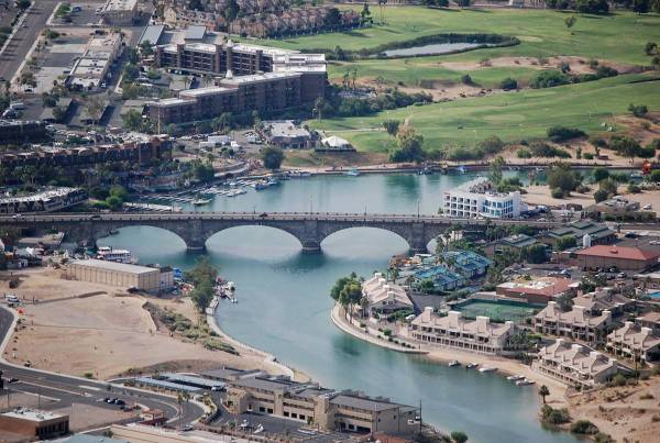 $1,900 / 2br - 1025ft2 - ALQUILER DE CONDOMINIOS - ALQUILE O COMPRE CONDOMINIOS (LAKE HAVASU CITY)64038883495811124