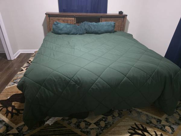 New king bed with frame 1