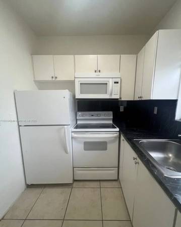 $1,750 / 1br - no HOA - fast approval - 1 bed 1 bath - 82nd St (Miami Shores)64002011560578124