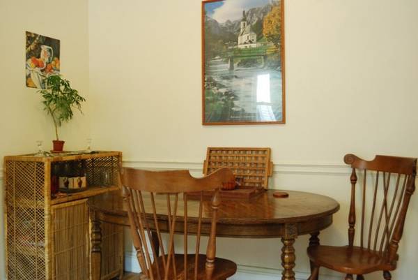 $830 Room Available In A Spacious, Sunny Apartment, Watertown (Watertown)63817540116609121