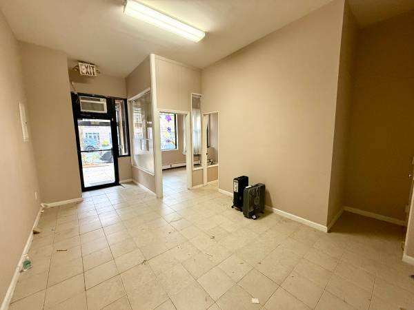 $1,950 / 500ft2 - 500 square foot office for lease (Astoria)64033459730947120