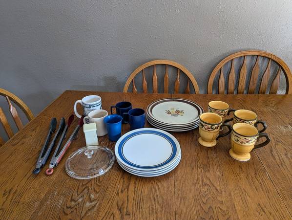 Plates, coffee cups, utensils & mugs 1