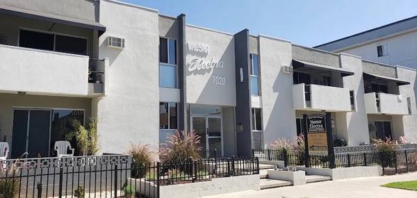 Spacious Studio Apartment Available For Rent Now 1