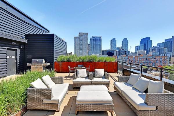 $2,140 / 529ft2 - Heat Individual - Electric, Above Standard Ceiling Height (Belltown)63786708109825124