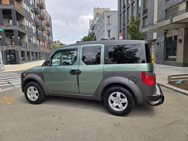 Honda Element Awd Ex COMO NUEVO ver fotos Funciona EXCELENTE 142 mil millas - $6,85063654708519041120