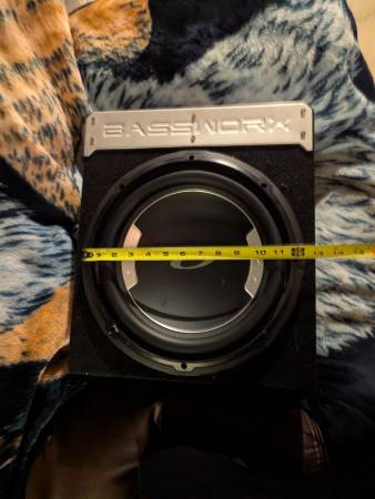 12" Rockford subwoofer 1