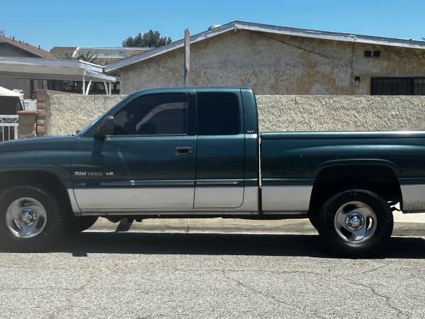 2001 Dodge Ram 1500 5.9L - $14,998 (Rosemead)63618171590401121