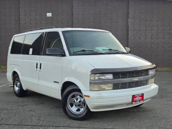 2001 Chevrolet Astro Chevy LS - Photo 3