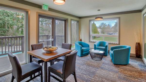 $1,950 / 2 habitaciones - 884 pies² - ¡Ahora aceptamos solicitudes! ¡Increíble departamento de 2 habitaciones y 1 baño en Shoreline! (Shoreline)63688443783683120