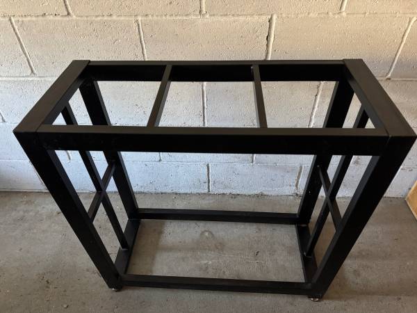 Aquarium Stand (metal) - Fits 29 Gallon Tank 1