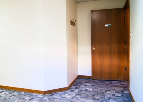 $600 / 160ft2 - Professional Offices for Sublease64213534154499122