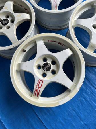OZ Racing Chrono Wheels 16" x7 ET50 5x100 set of 4 - $1,100 (Bellingham)63435820375683123