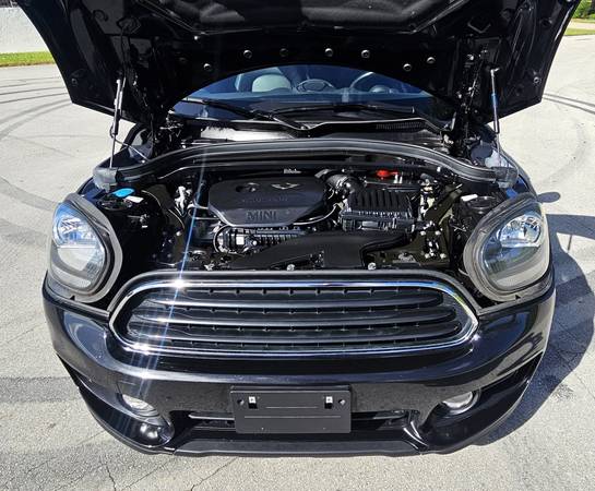 2018 MINI COOPER COUNTRYMAN 4All superclean - $13,899 (WEST KENDALL)63479510291331123