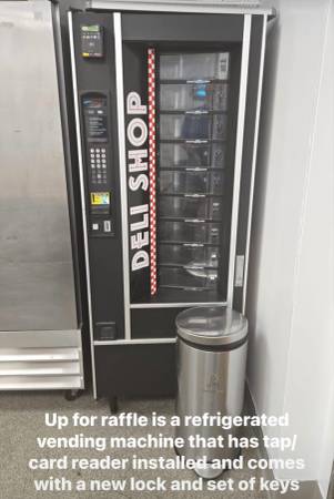 Refrigerated Vending Machine 1