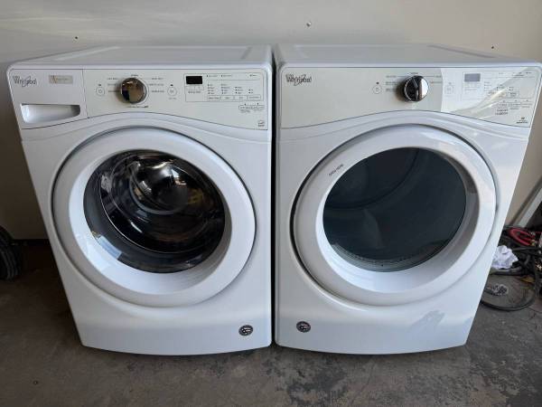 Whirlpool electric front load washer and dryer set 1