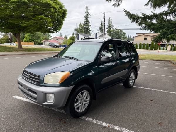 2003 TOYOTA RAV4 - 4WD - LOW MILES - MUST SELL - $2,400 (Lynnwood)63654706473219123