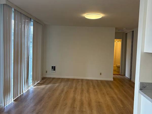 $900 / 1br - 500ft2 - Charming One-Bedroom Apartment in Nob Hill (San Francisco)64045029283842123