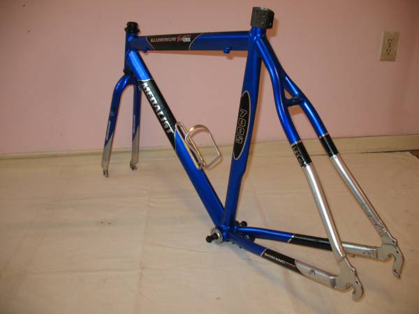 VERY LIGHT MEDALIST 7005 ALUMINUM FRAMESET. 1