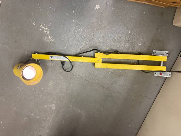 Dock Loading Light ~ Extendable Folding 1