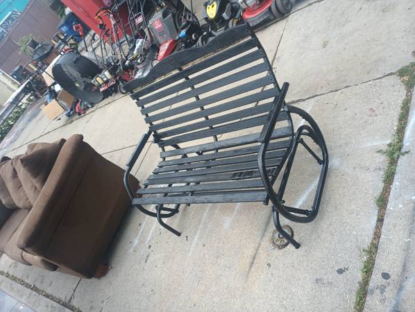 Outside slider glider FREE DELIVERY 1