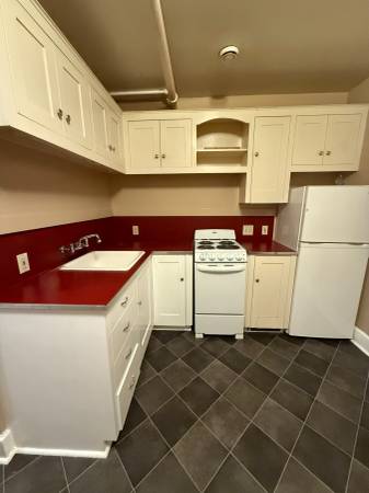 $1,095 / 250ft2 - 250sf Estudio | $1,095/mes | 2 semanas gratis (Capitol Hill)63659566937857121