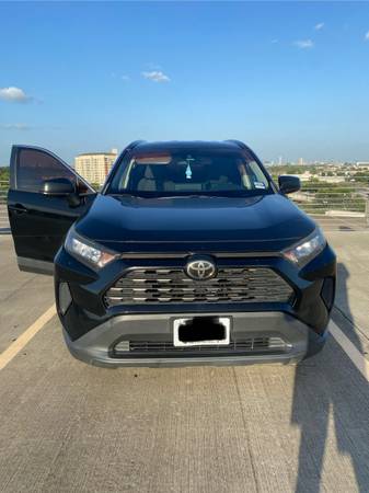 2019 Rav 4 LE - $16,000 (Houston)63622150753665122