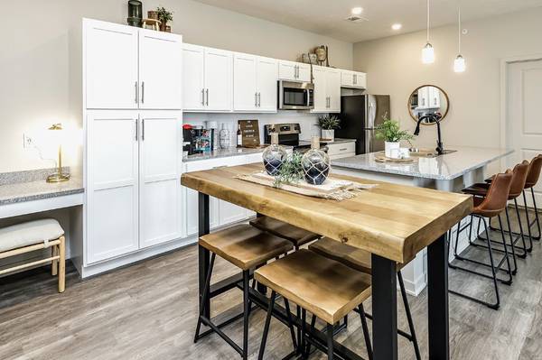 $1,765 / 2br - 1055ft2 - 2 Bed Apartments Available NOW at Tiburon Ridge! (Tiburon Ridge)64020841565827120