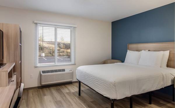 $2,016 / 1br - New Guest? Enjoy Huge Savings with Our 1st Month Special! (11329 Pacific Hwy SW, Lakewood, WA)63811636019459123