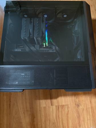 High-End Custom Build Gaming PC w/ Windows 11 Activated - Like New 1